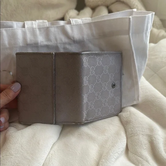 Gucci canvas lavender compact Wallet - Picture 4 of 11